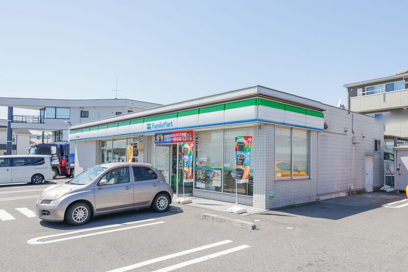 コンビニ　ファミリーマート宇都宮問屋町店（コンビニ）まで502m