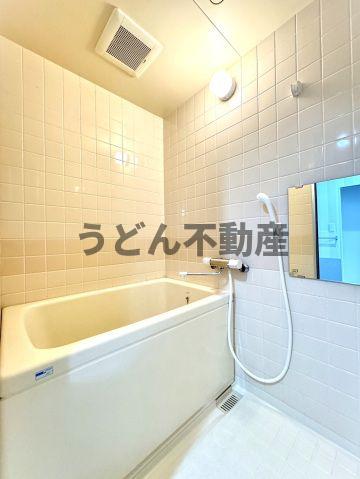 バス・シャワールーム　うどん県のお部屋探しはうどん不動産へ うどんちゃんとLINE