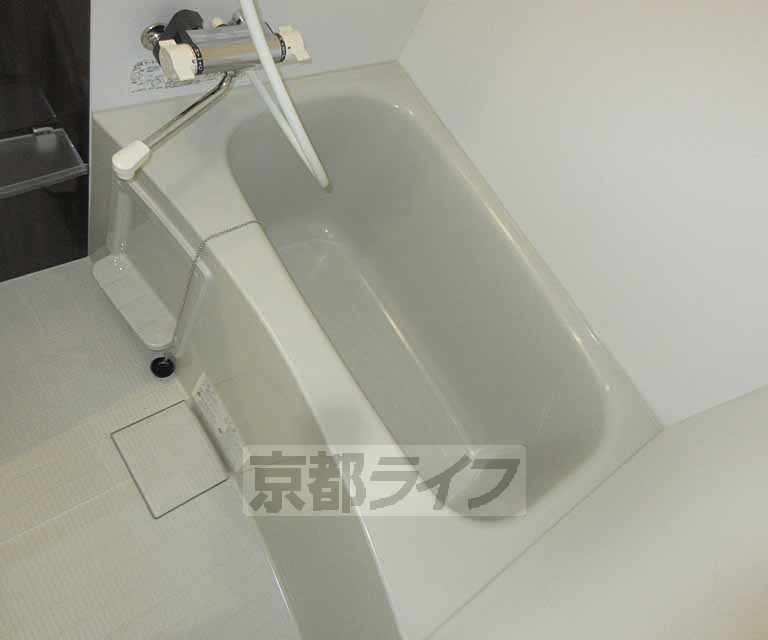 バス・シャワールーム　とっても綺麗なお風呂です