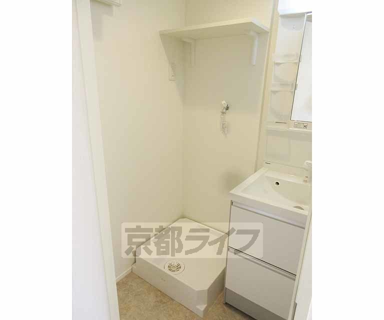 洗面設備　室内洗濯機置き場有り