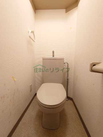 トイレ　別部屋参考写真となります。