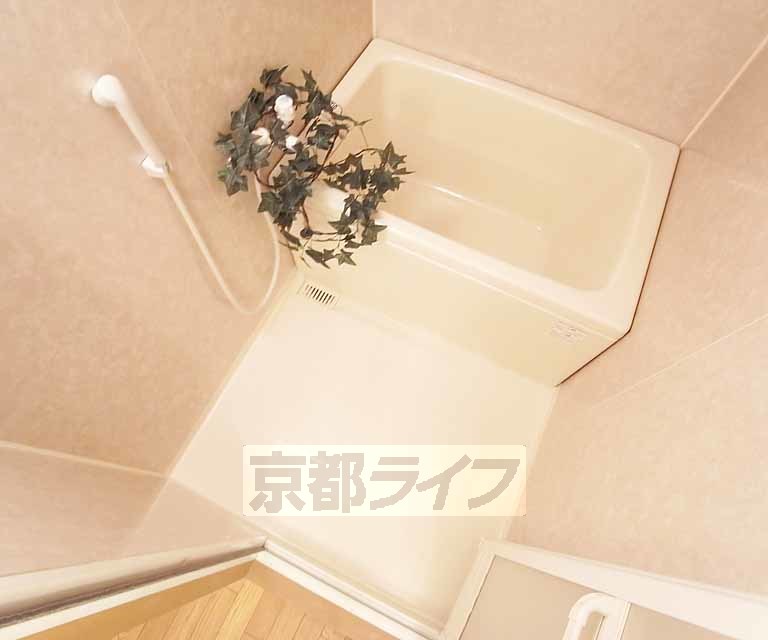 バス・シャワールーム　広いお風呂です。