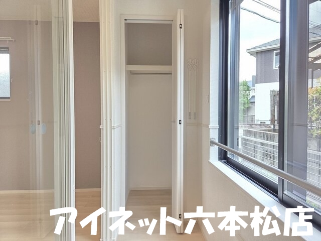 収納　ウォークインクローゼットもございます。
