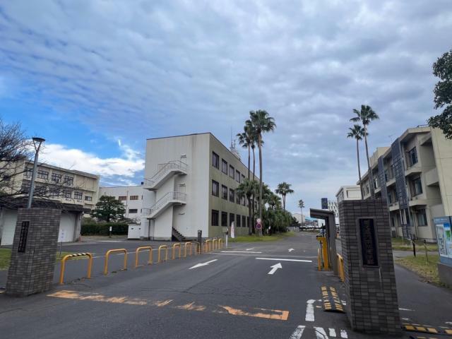 図書館　鹿児島大学附属図書館水産学部分館（図書館）まで529m