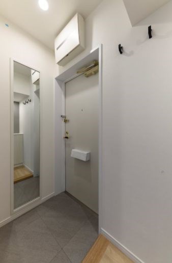 玄関　★《見学予約受け付け中》設備充実のハイグレード賃貸マンション