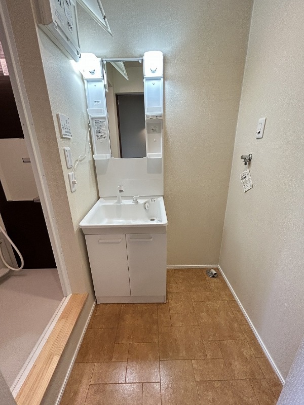 洗面設備　※別部屋参考写真です
