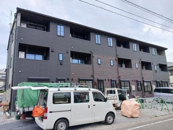 建物外観　建築中