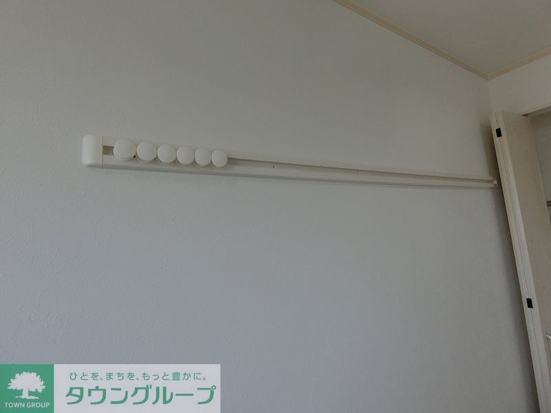 その他部屋・スペース　壁掛けハンガーレール付き