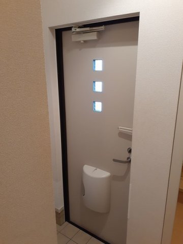 玄関　シューズボックス付きの玄関です★