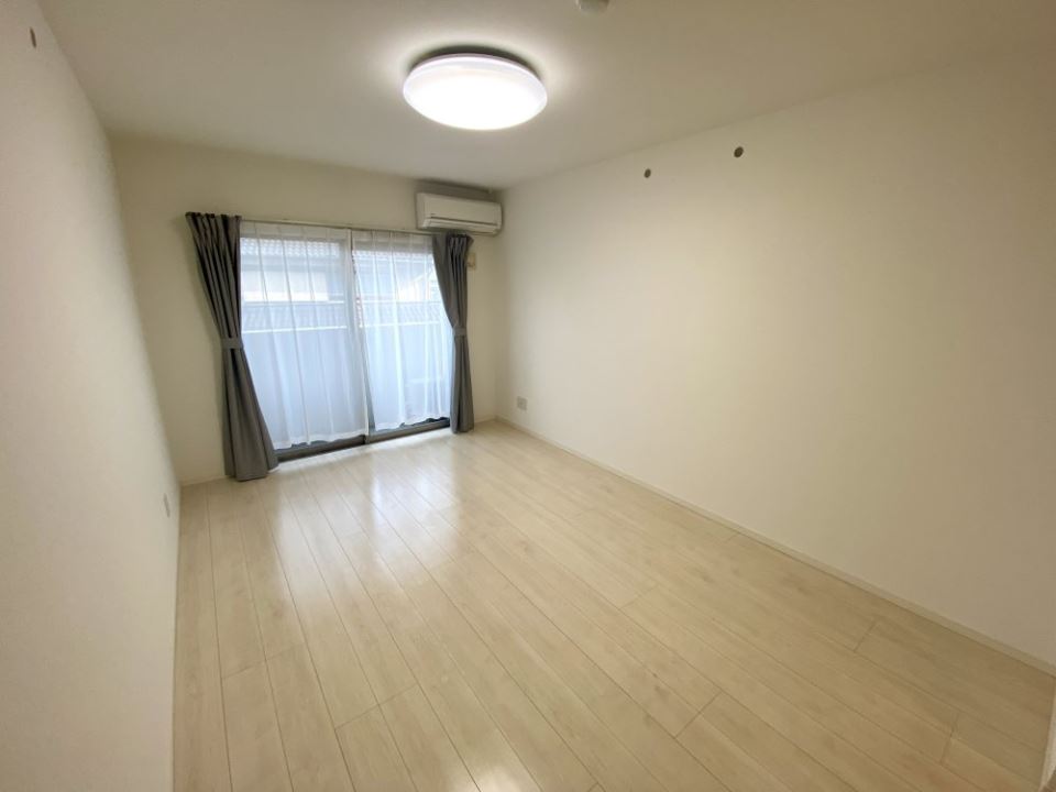 その他設備　浴室鏡付きです