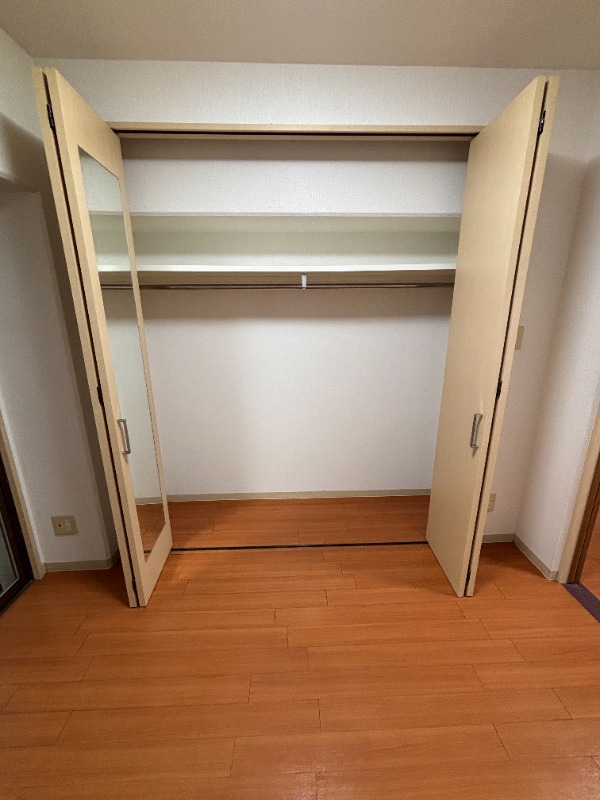 収納　別号室