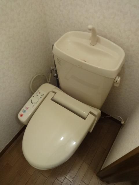 トイレ　★★快適なウォシュレット付★★