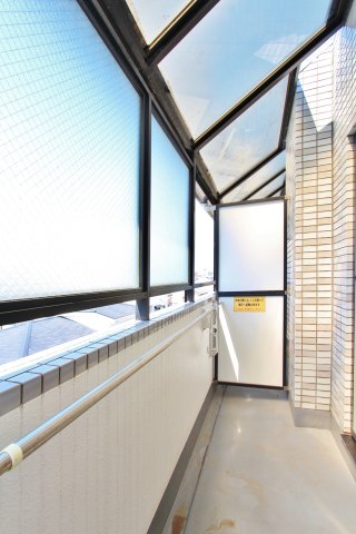 バルコニー　参考写真（同物件別部屋）