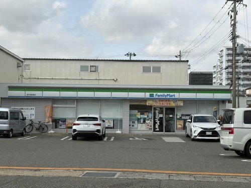 コンビニ　ファミリーマート 神戸菅原通店（コンビニ）まで346m