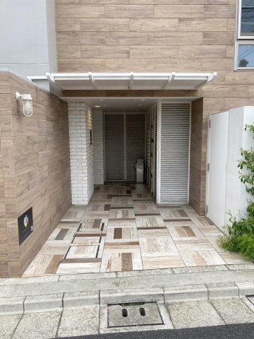 エントランス　LEGALAND大井町west