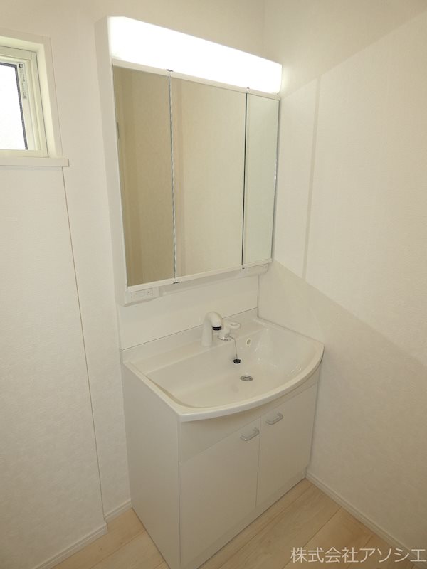 洗面設備　シャンプードレッサー