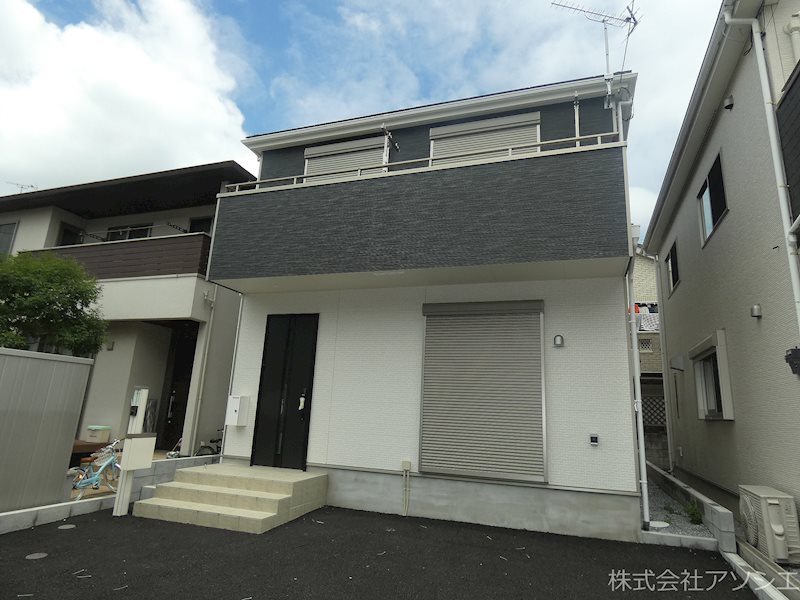 建物外観　クレイドルガーデン吉川市新栄のご紹介は住まいの窓口アソシエに