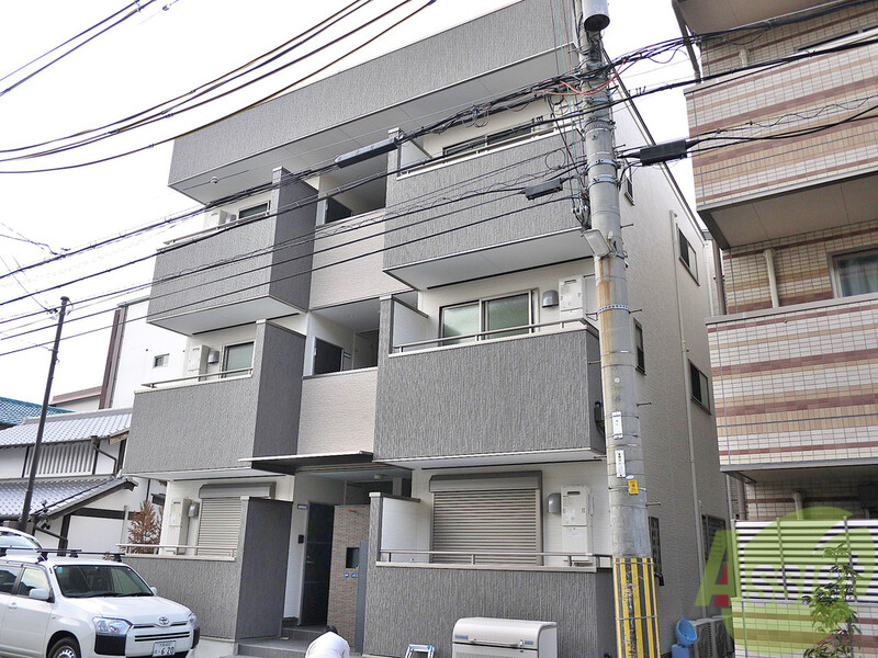 建物外観　吹田市豊津町【ＬＩＥＮ　ＣＯＵＲＴ　ＥＳＡＫＡ】