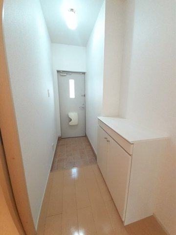 玄関　落ち着いた玄関です