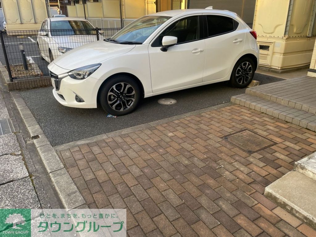 駐車場　お部屋探しはタウンハウジング千葉店へお任せください。