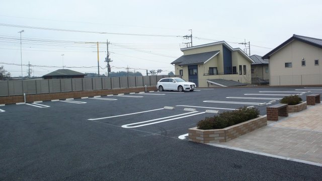 駐車場　敷地内駐車スペース
