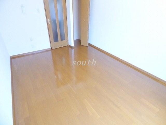 居室・リビング　開放感溢れる広々としたお部屋です♪
