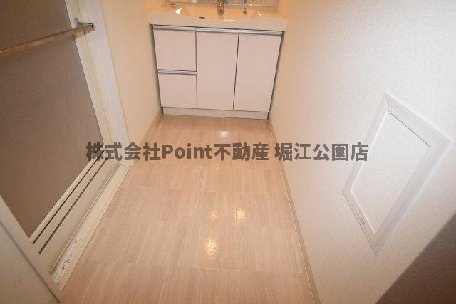 地下鉄長堀鶴見緑地線 西大橋駅 徒歩5分 15階建 築21年の内装写真