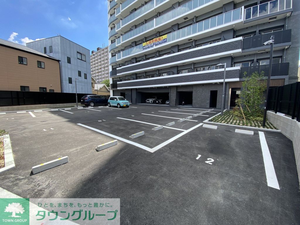 駐車場　駐車場