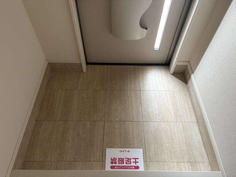 SUMIREの玄関写真