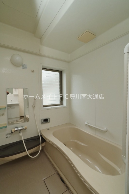 バス・シャワールーム　同型別部屋写真