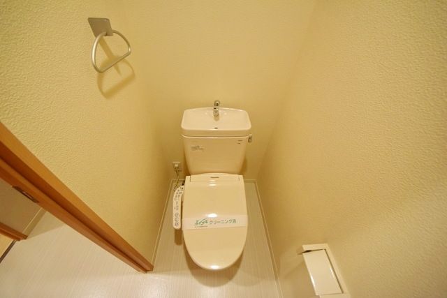 トイレ　別部屋参考写真