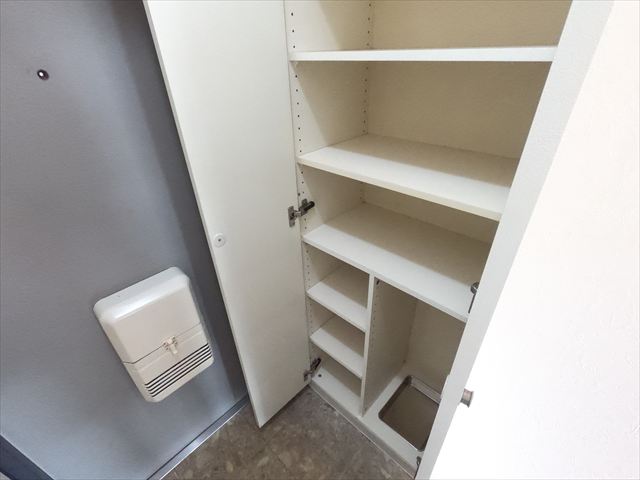 玄関　シューズBOX