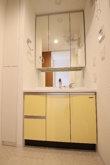 洗面設備　※別室の参考写真の為、現況優先です。