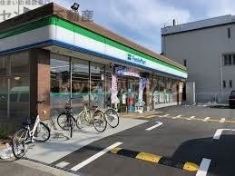 コンビニ　ファミリーマート東中浜六丁目店（コンビニ）まで250m