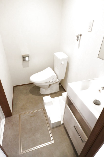 エテルノヴァローレ久米川のトイレ写真
