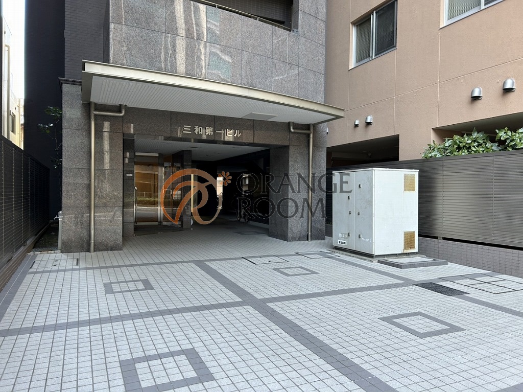 エントランス　三和第一ビル