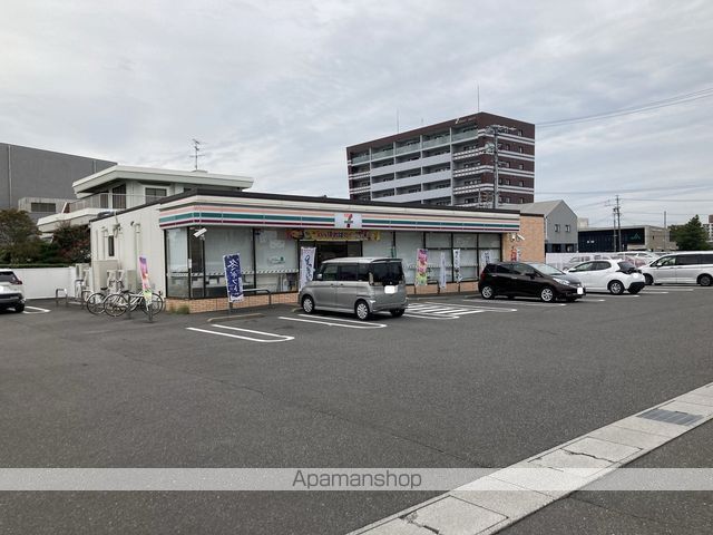 コンビニ　セブン－イレブン穂積駅前通店（コンビニ）まで789m