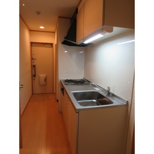 キッチン　※別部屋参考画像になります。