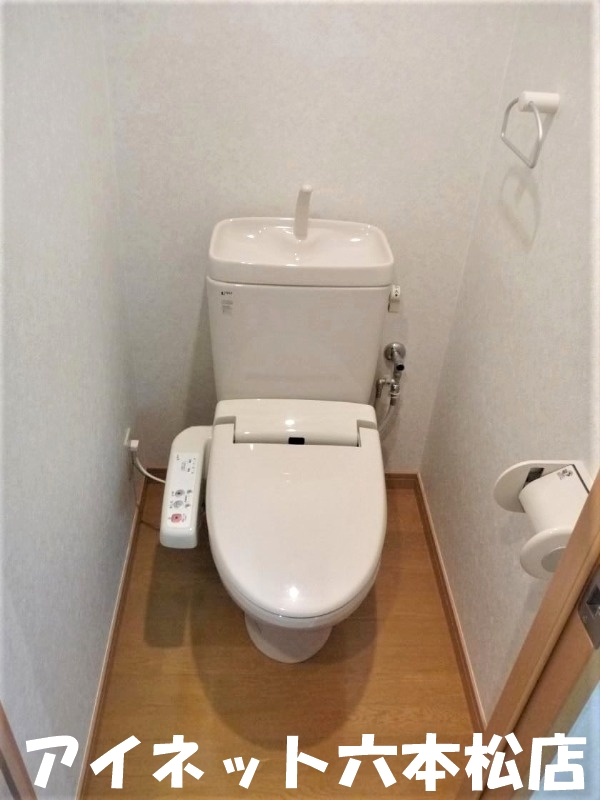 トイレ　ゆったり空間。