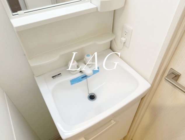 洗面設備　洗面台です。