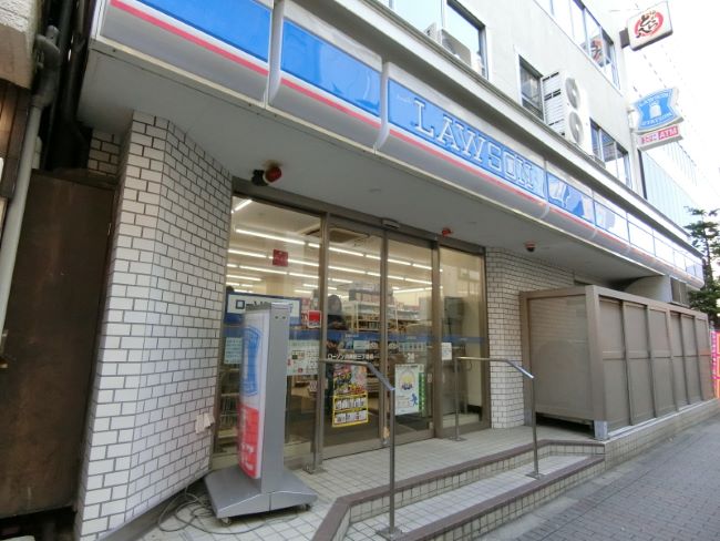 コンビニ　ローソン内神田三丁目店（コンビニ）まで186m