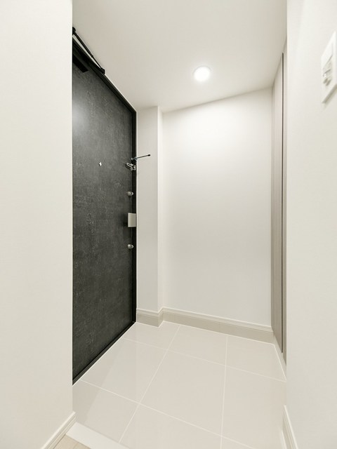 玄関　※写真は同タイプ住戸です。