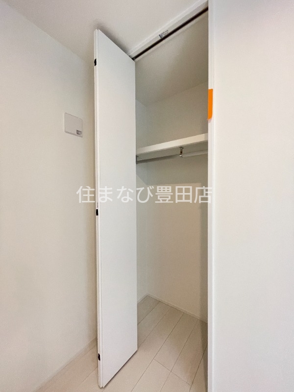 名鉄西尾線 南安城駅 徒歩5分 3階建 新築の内装写真