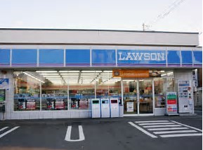 コンビニ　ローソン南鹿児島駅前店（コンビニ）まで424m