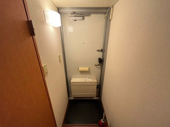 玄関　※別部屋の写真です