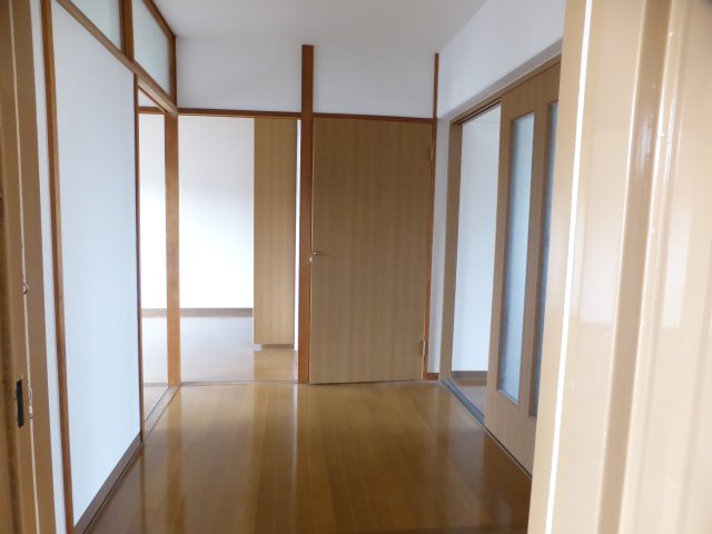 玄関　301・201号室参考