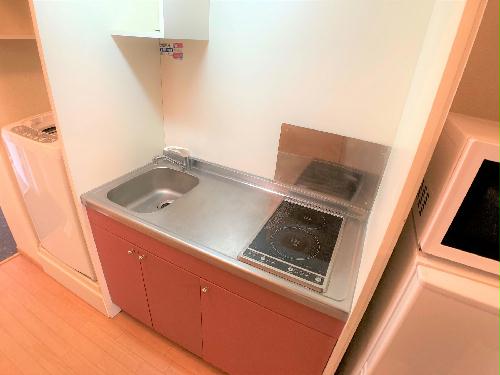 キッチン　設備・使用は号室により異なる為、現況を優先いたします。