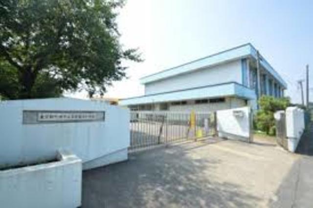 小学校　町田市立木曽境川小学校（小学校）まで776m