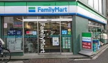 コンビニ　ファミリーマート 新井薬師店（コンビニ）まで469m