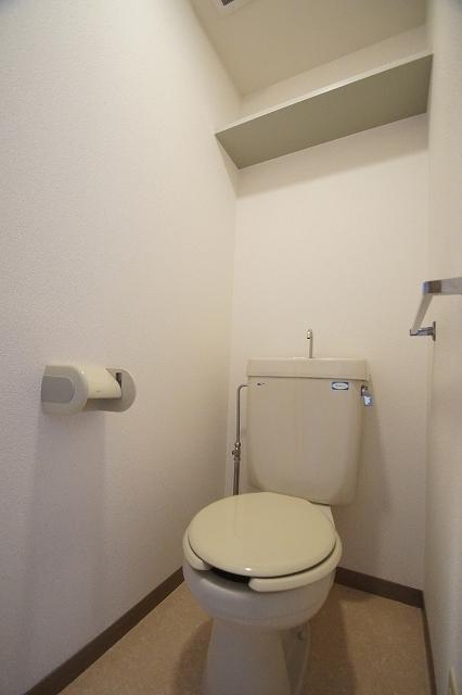 トイレ　ゆったりとした空間のトイレです